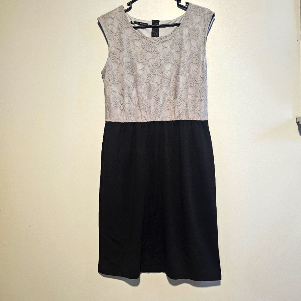 MAURICE'S Brand Womens dress size L